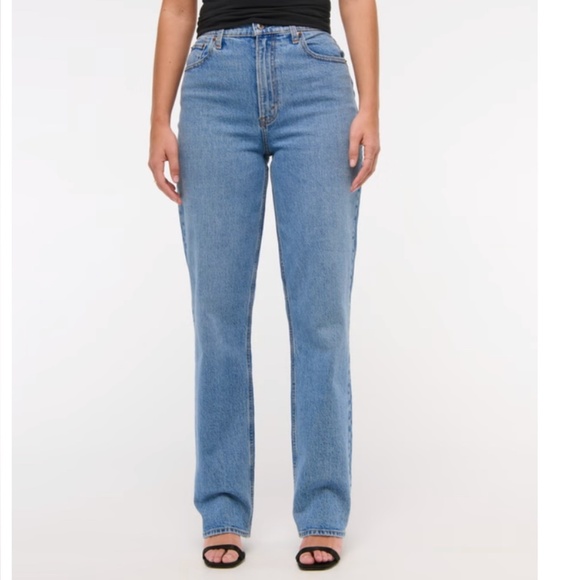 Abercrombie & Fitch Denim - Abercrombie & Fitch Women's Curve Love Ultra High Rise 90s Straight Jean 10/30